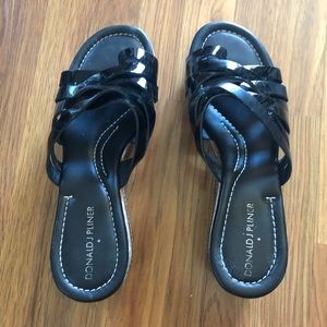 Donald J Pliner, Size 7,  Salma wedges